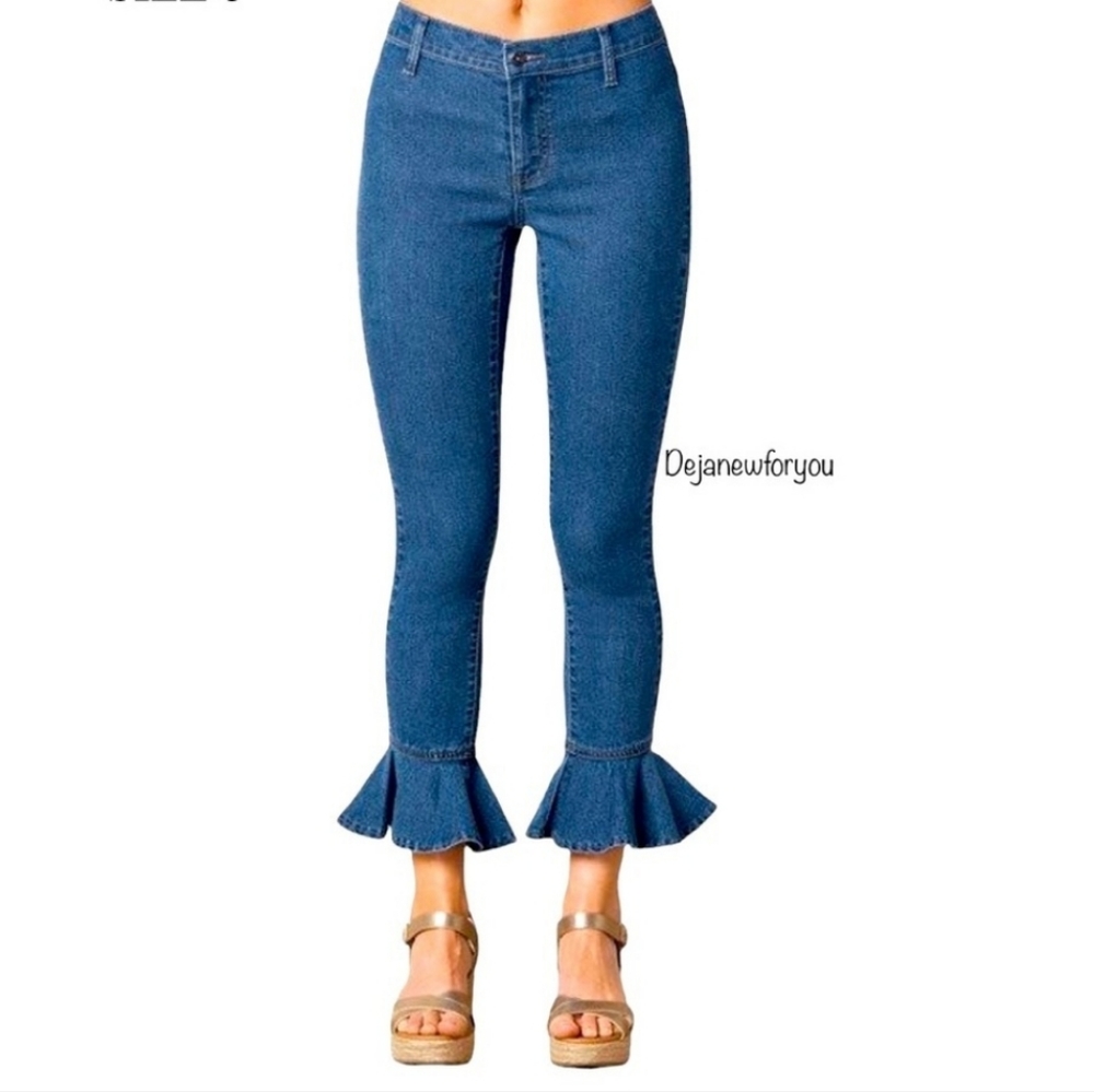 Venus Ruffle Crop Jeans